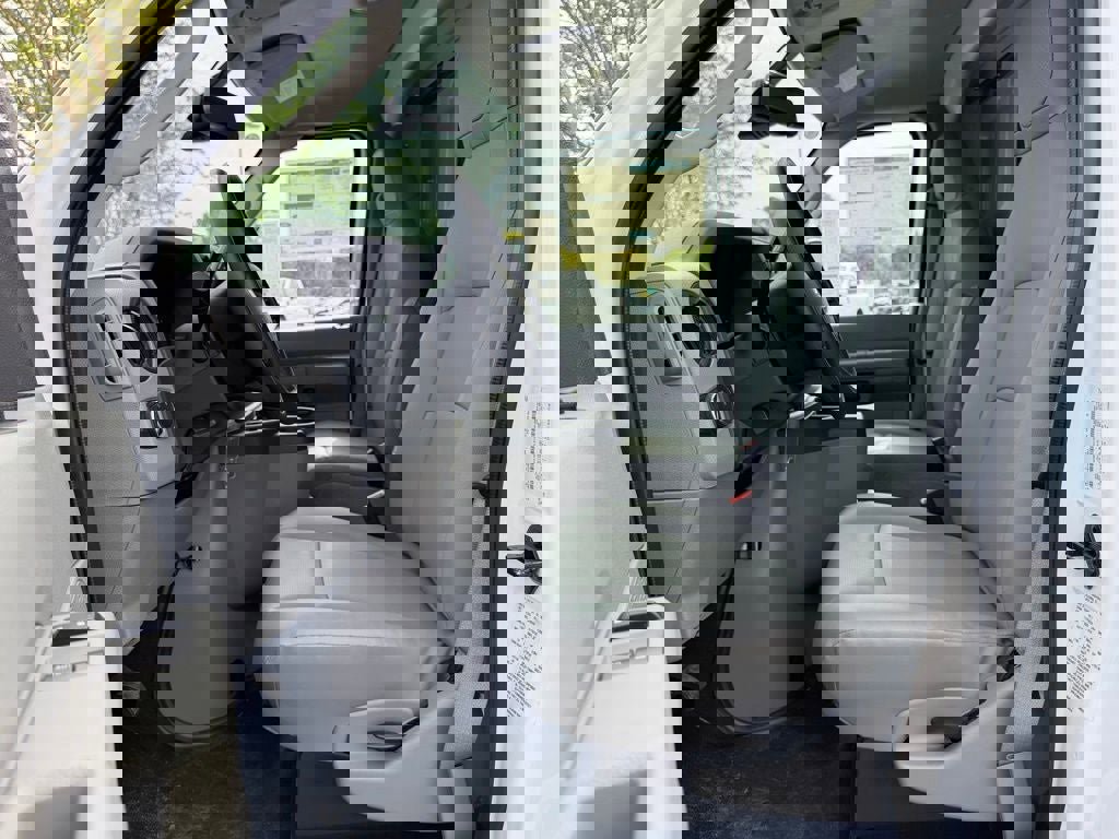 New 2027 Ford E-350 and Econoline 350 Super Duty w/ Power Equipment Group image 10