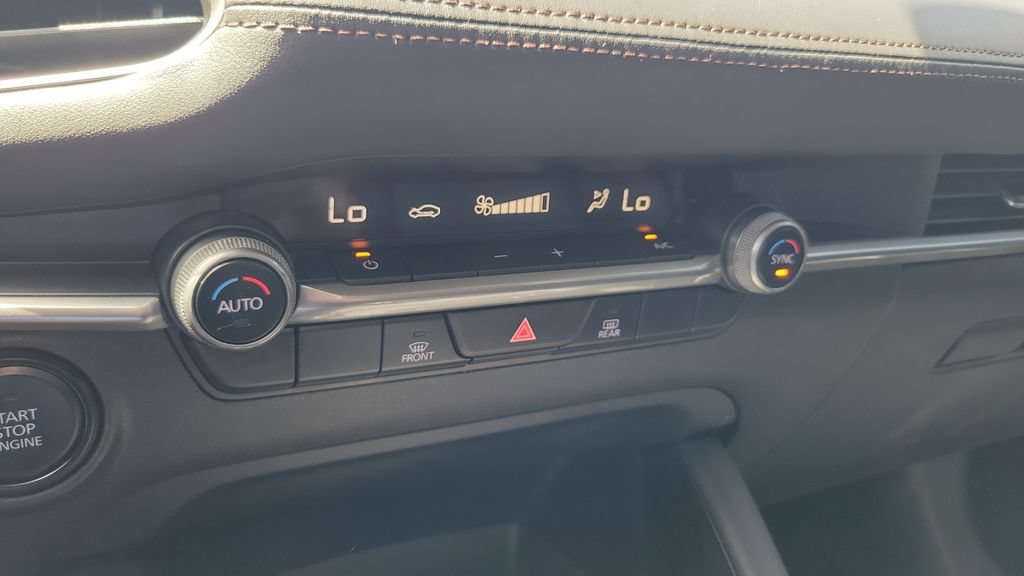 Used 2021 MAZDA MAZDA3 s FWD image 17