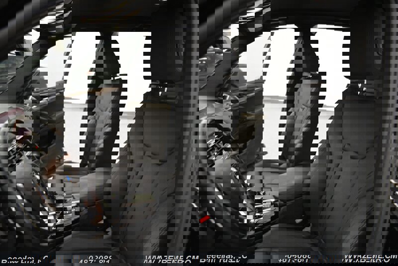 Used 2019 BMW X3 sDrive30i w/ Driving Assistance Package image 15