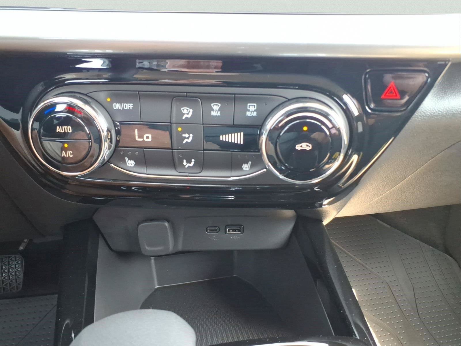 New 2026 Chevrolet Trax LT w/ Driver Confidence Package FWD image 22