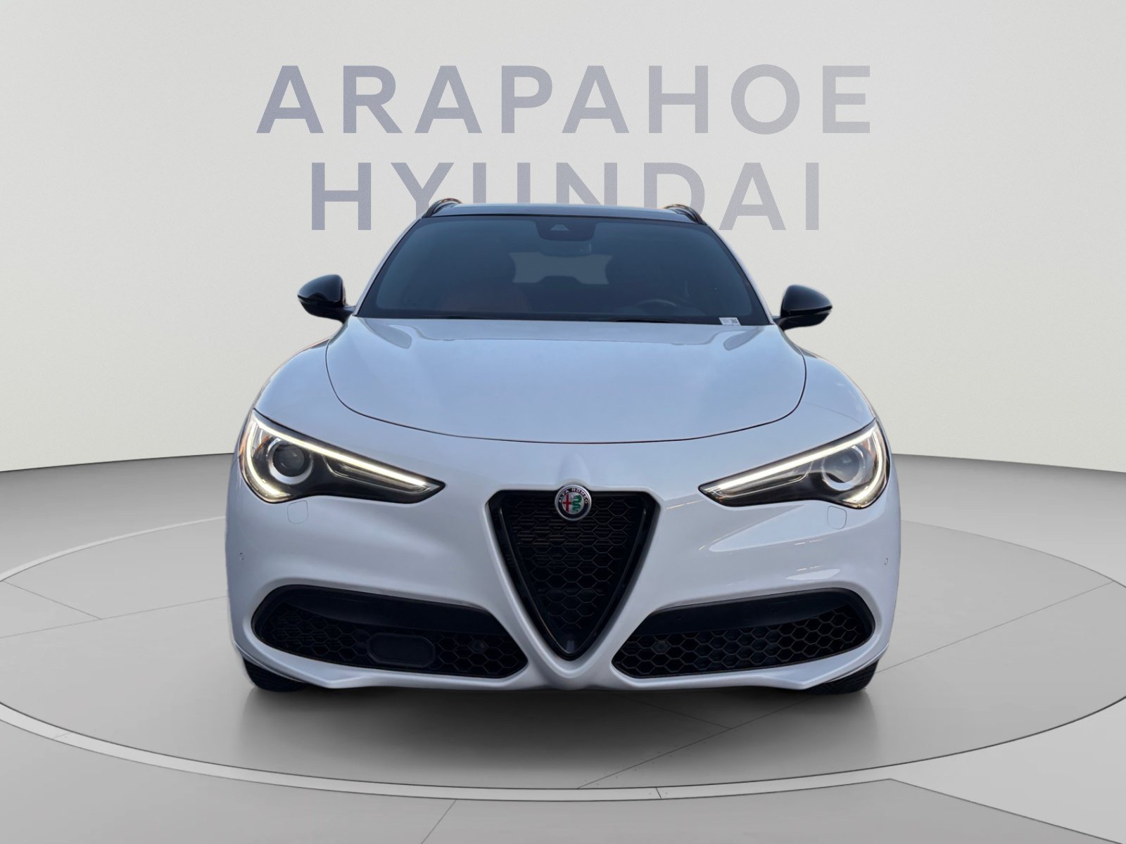 Used 2022 Alfa Romeo Stelvio Veloce AWD/4WD image 8