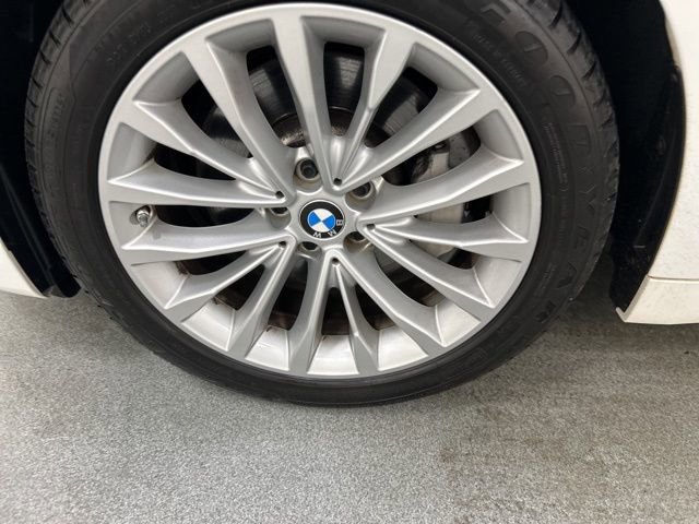 Used 2022 BMW 530i xDrive w/ Convenience Package image 31