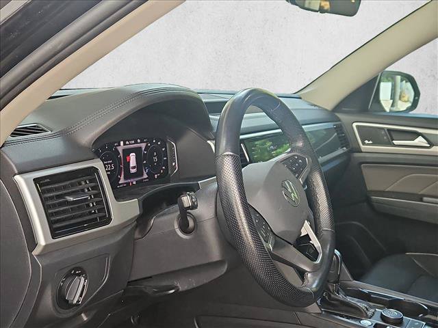 Used 2023 Volkswagen Atlas SEL Premium AWD/4WD image 7