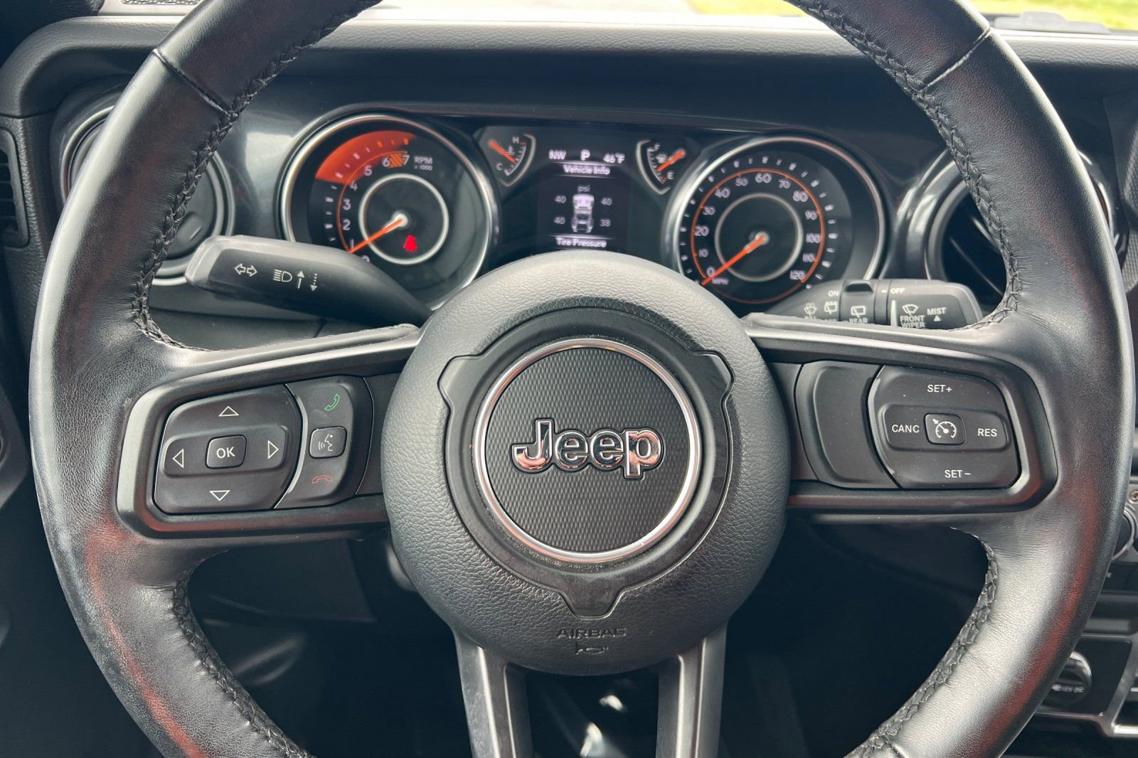 Used 2023 Jeep Wrangler Sport image 24