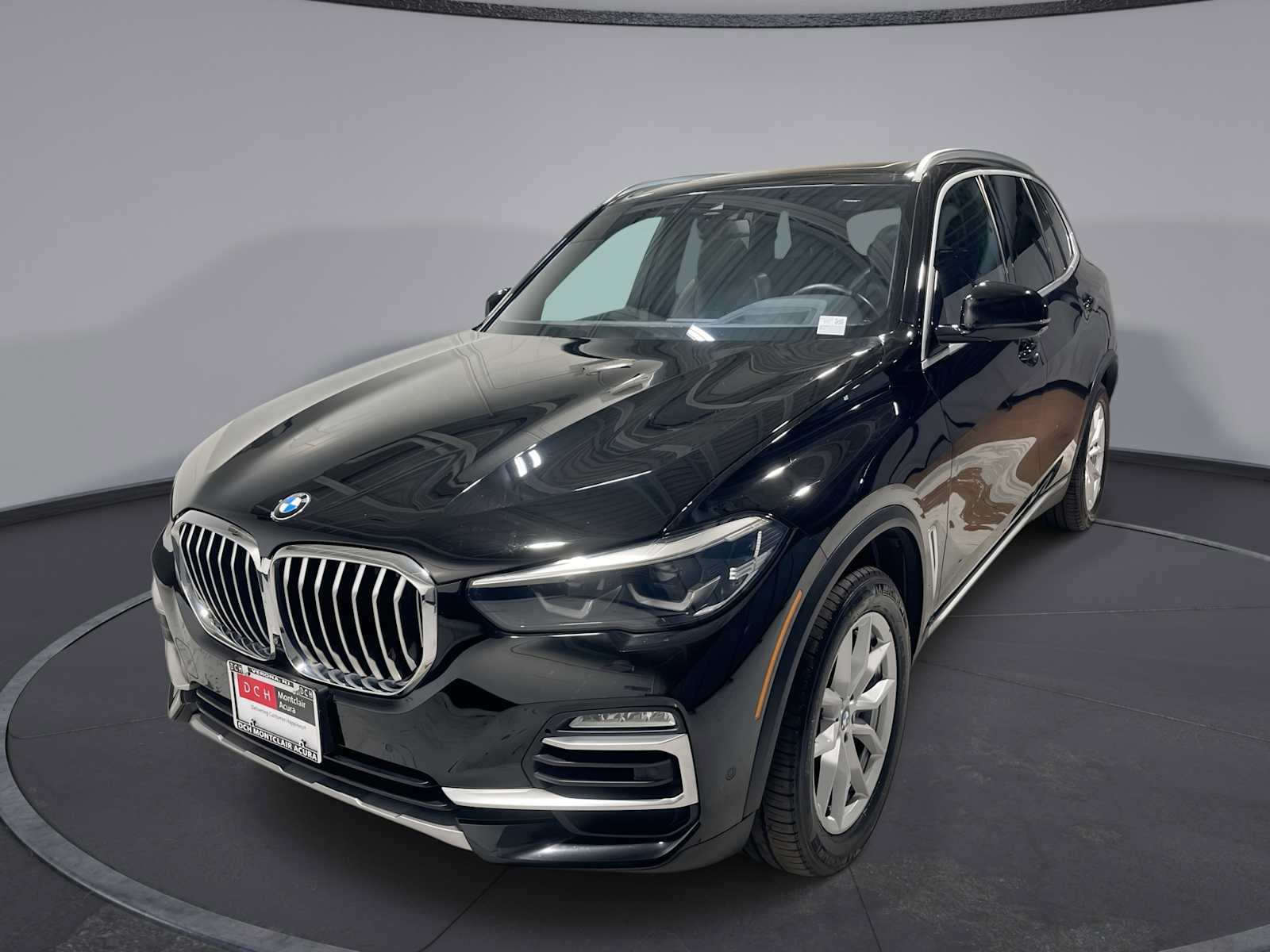 Used 2019 BMW X5 xDrive40i w/ Premium Package 2