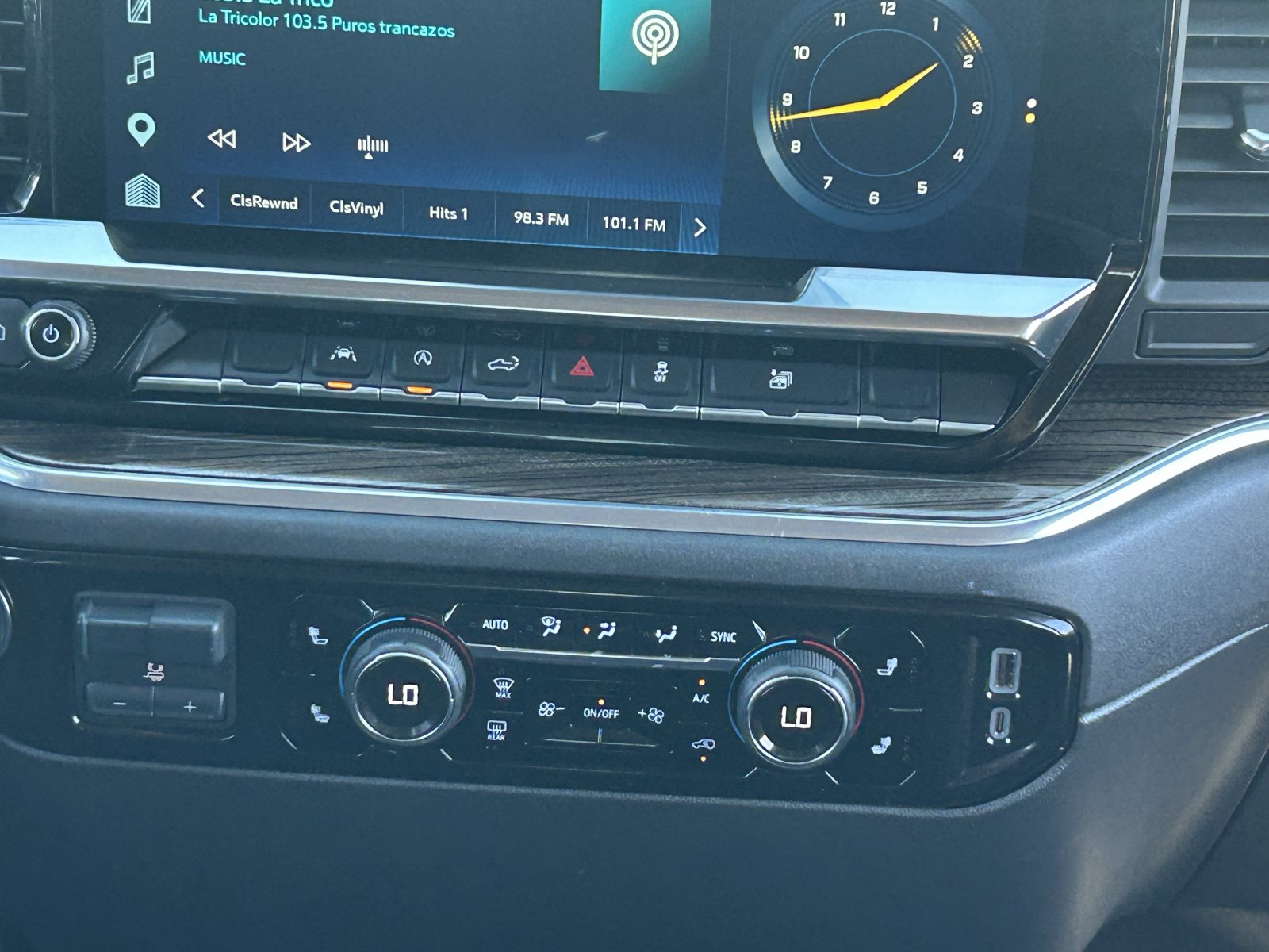 Certified 2025 Chevrolet Silverado 1500 LT RWD image 19