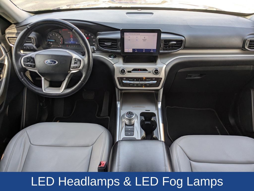 Used 2021 Ford Explorer XLT image 17