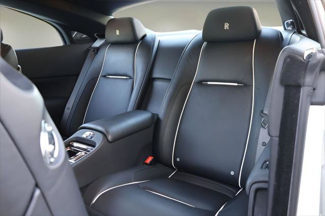 Certified 2017 Rolls-Royce Wraith RWD image 16