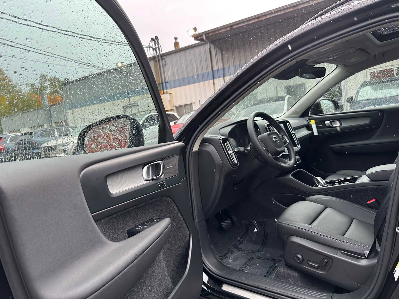 New 2026 Volvo XC40 B5 Ultra w/ Climate Package image 20