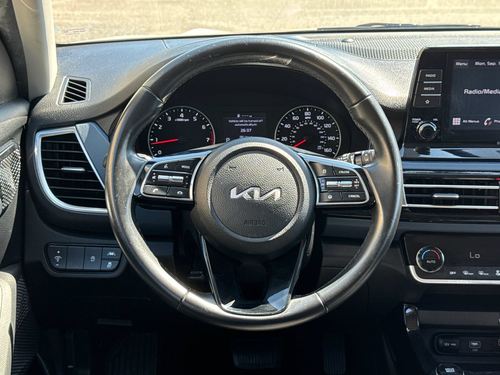 Used 2023 Kia Seltos S FWD image 23
