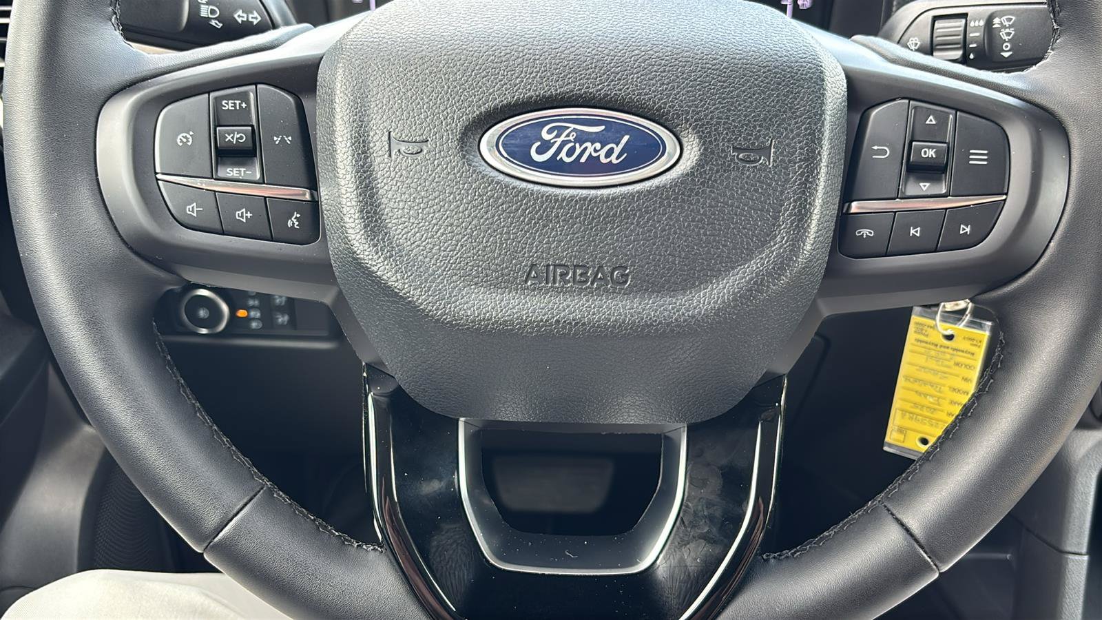 Used 2025 Ford Ranger XLT AWD/4WD image 27