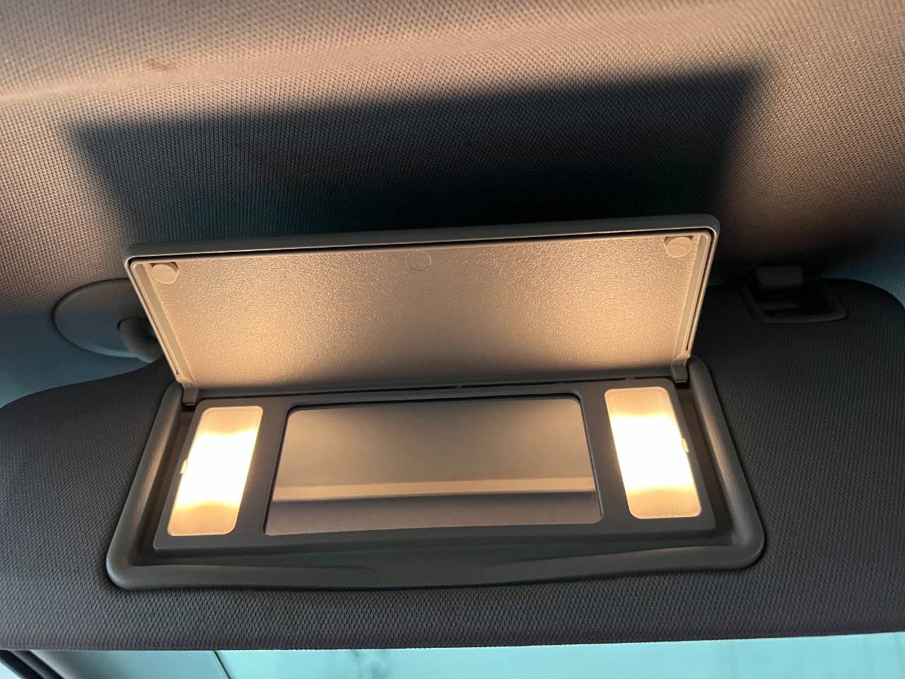 Used 2024 Chevrolet Malibu LT image 38