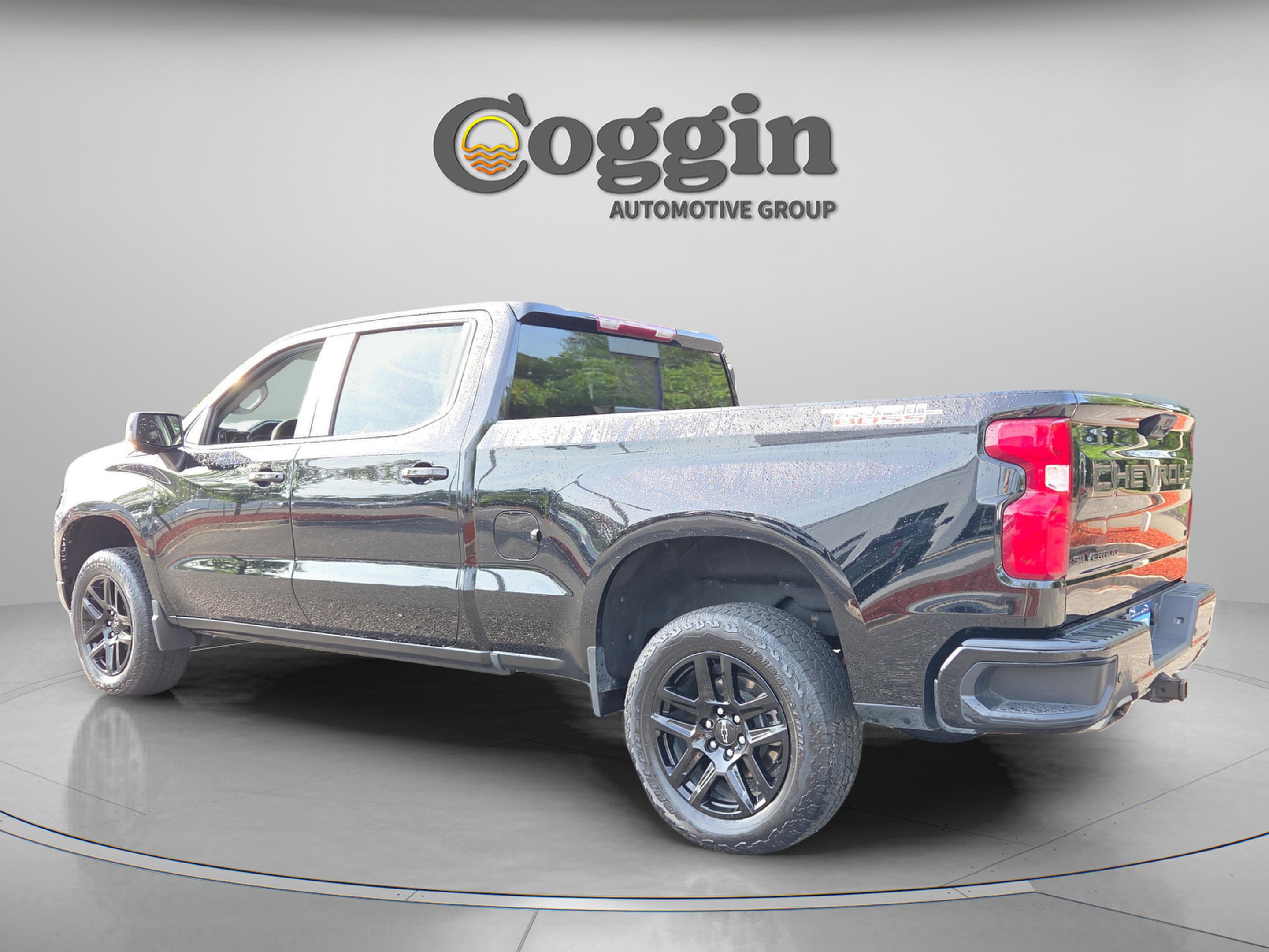 Certified 2023 Chevrolet Silverado 1500 LT Trail Boss w/ LT Trail Boss Premium Package AWD/4WD image 3