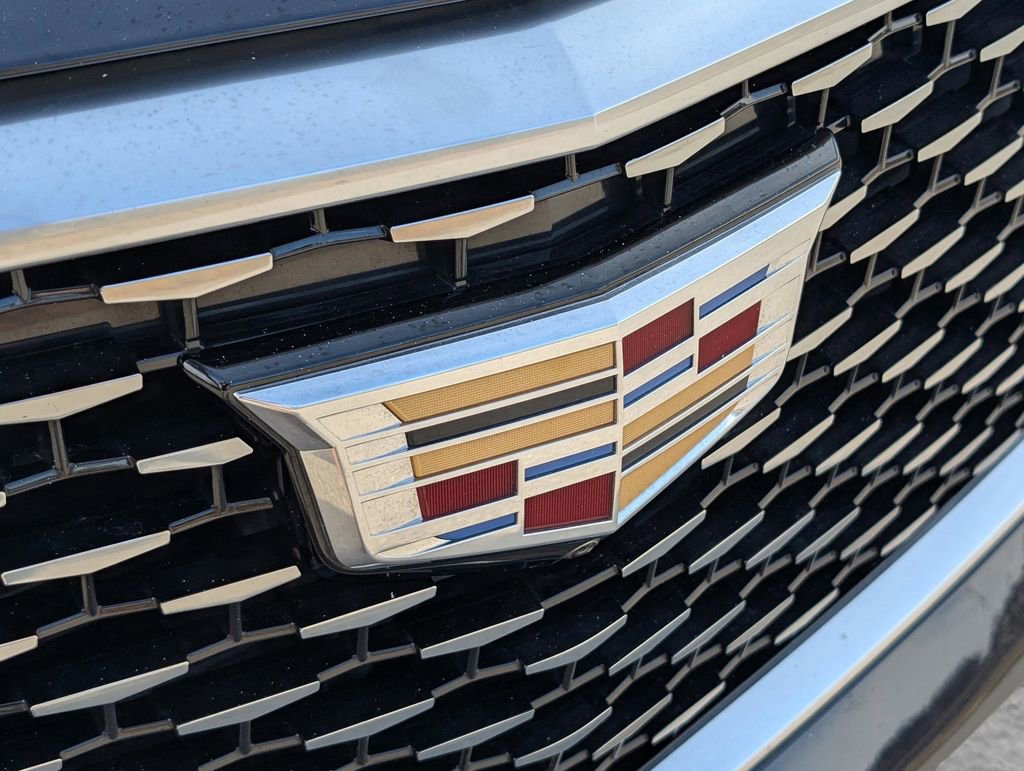 Used 2021 Cadillac XT6 Premium Luxury image 10