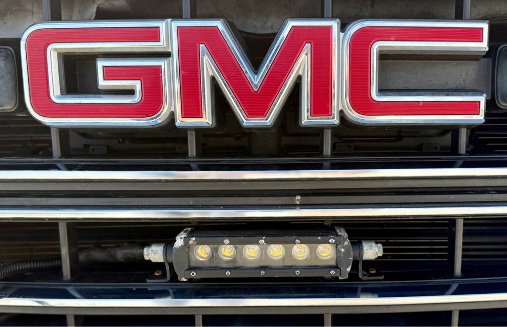Used 2018 GMC Sierra 1500 SLT w/ Texas SLT Premium Package RWD image 10