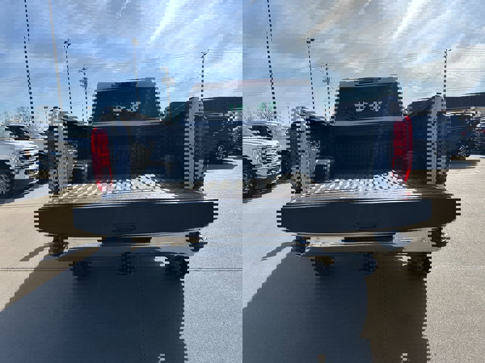 New 2025 GMC Sierra 2500 SLE w/ SLE Value Package; image 14