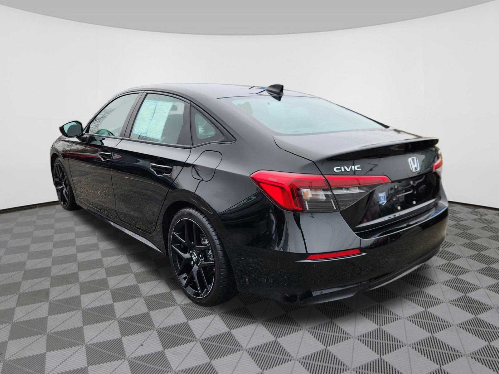 Certified 2022 Honda Civic Sport image 3