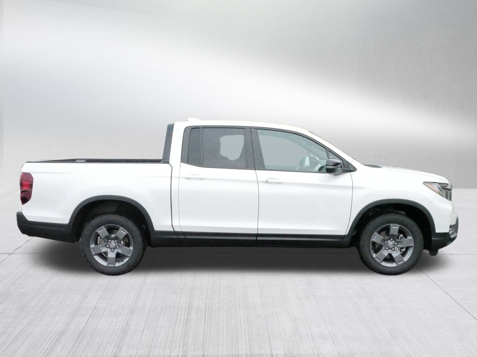 Certified 2025 Honda Ridgeline TrailSport image 8