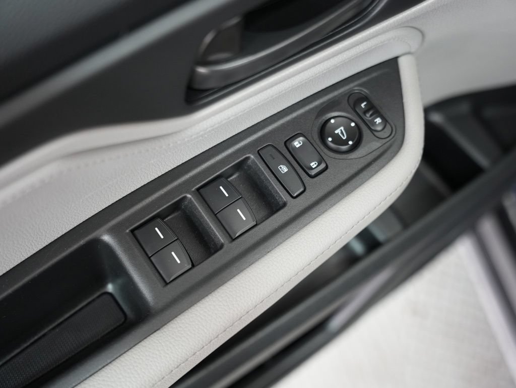 Used 2018 Honda Odyssey EX-L image 36