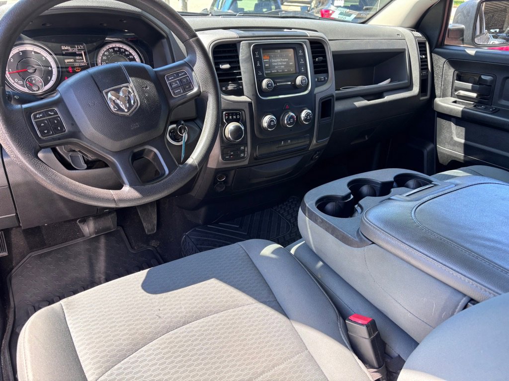 Used 2018 RAM 1500 Express AWD/4WD image 4