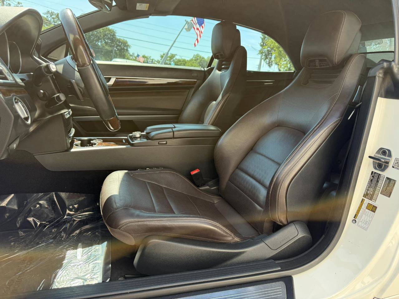 Used 2014 Mercedes-Benz E 550 Cabriolet image 31
