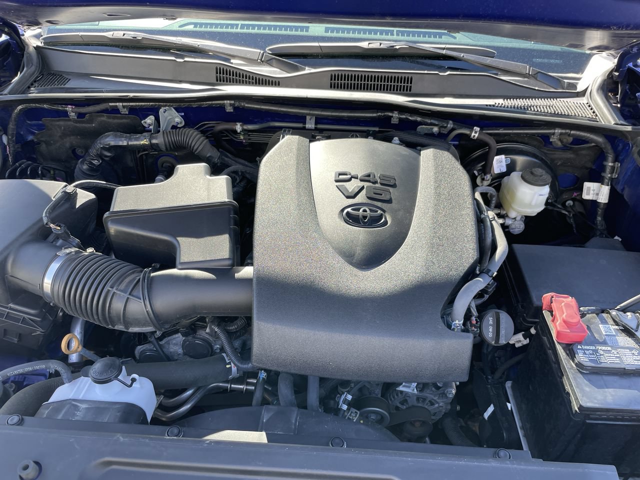 Used 2023 Toyota Tacoma SR5 AWD/4WD image 40