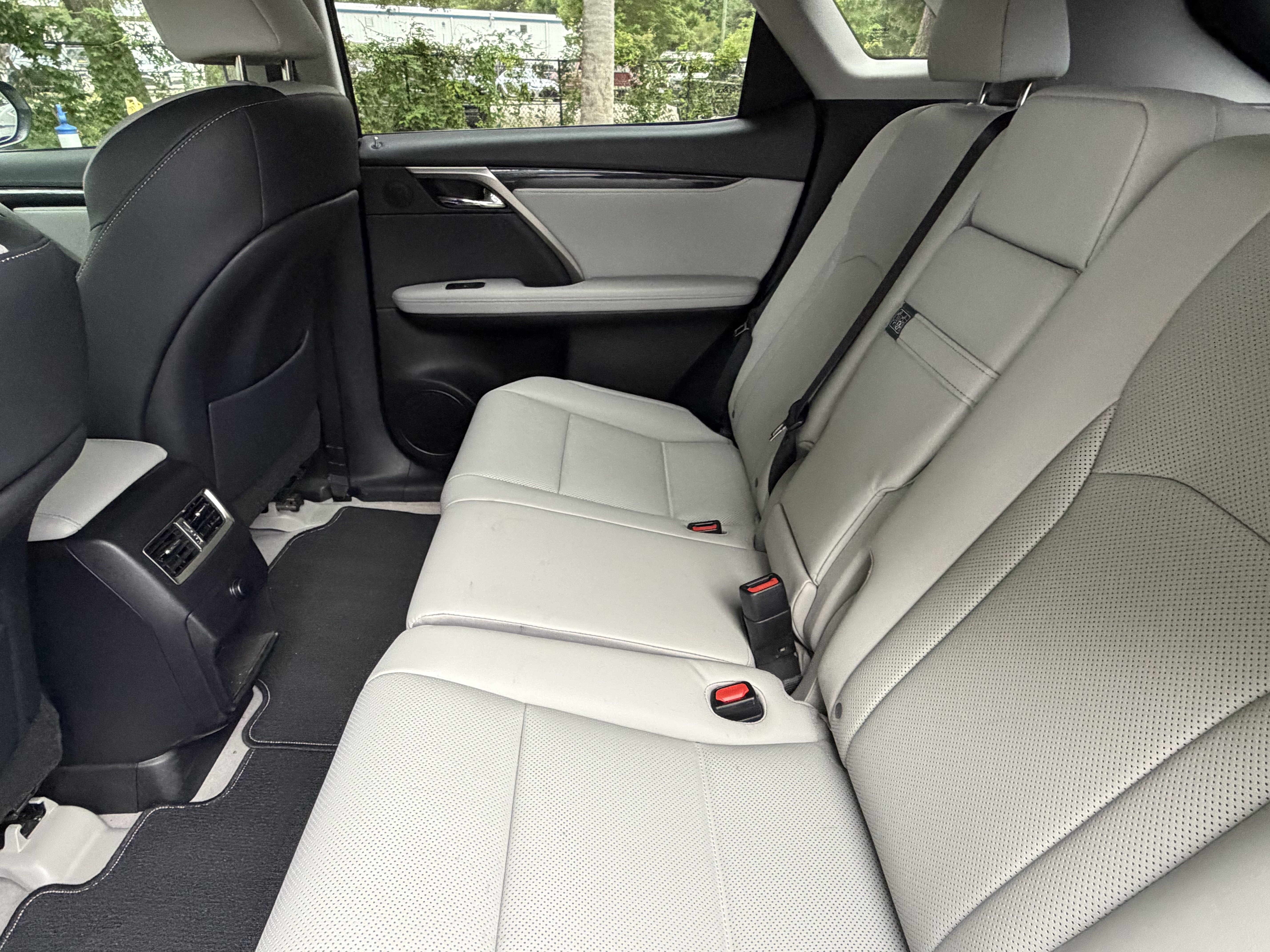 Used 2019 Lexus RX 350 FWD w/ Accessory Package image 31