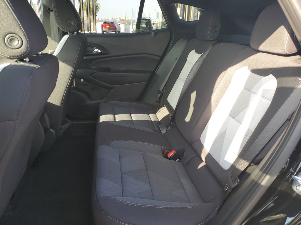 New 2026 Chevrolet Trax RS image 6