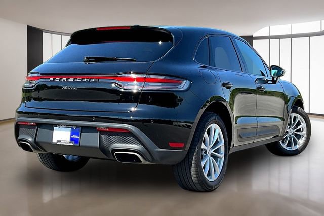 Used 2026 Porsche Macan image 6