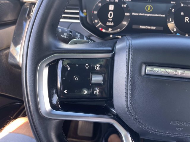 Used 2025 Land Rover Range Rover Sport SE AWD/4WD image 34