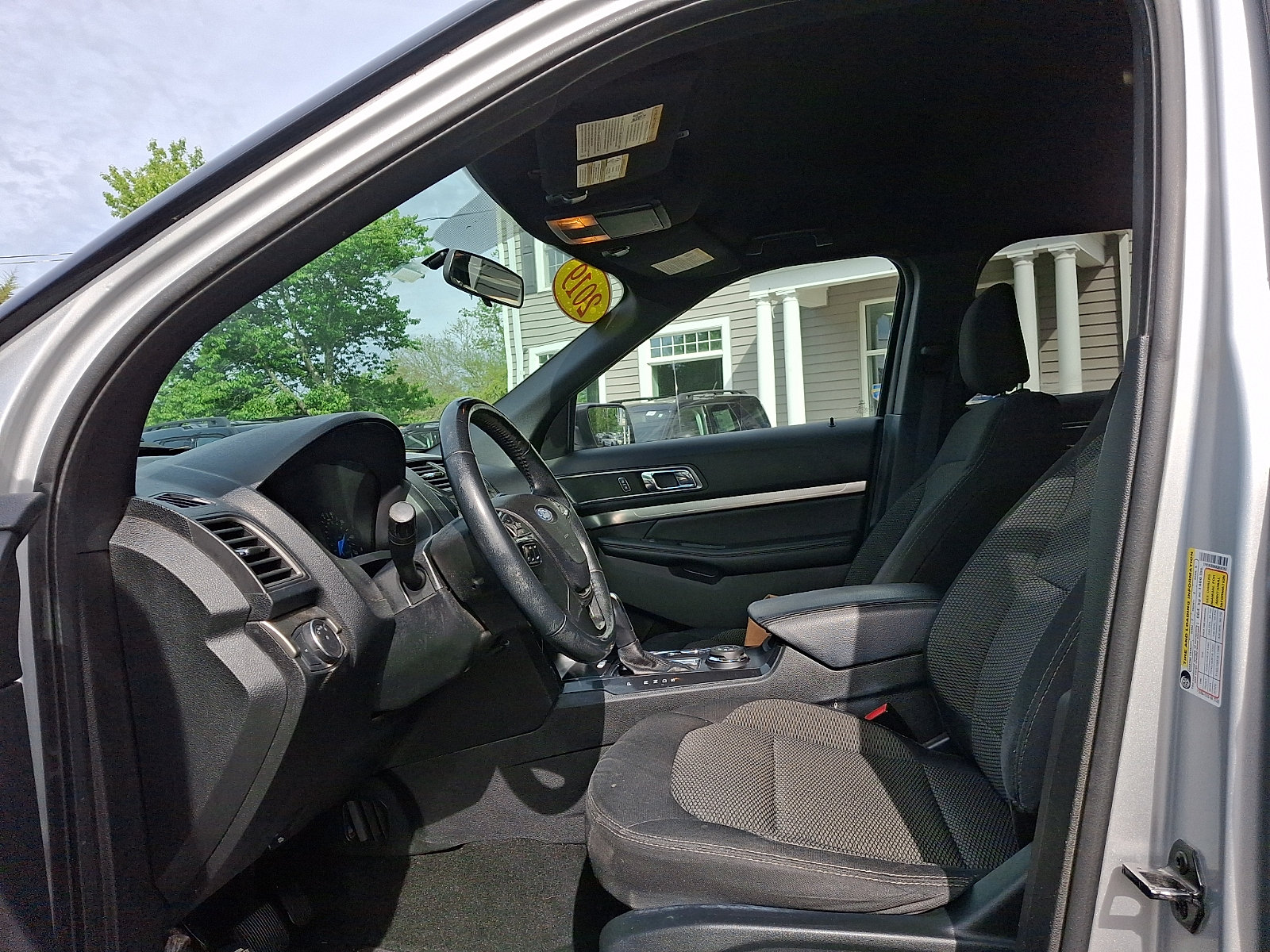 Used 2019 Ford Explorer XLT AWD/4WD image 15