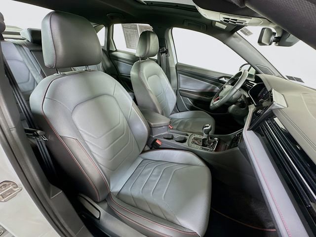 Certified 2025 Volkswagen Jetta GLI Autobahn image 28