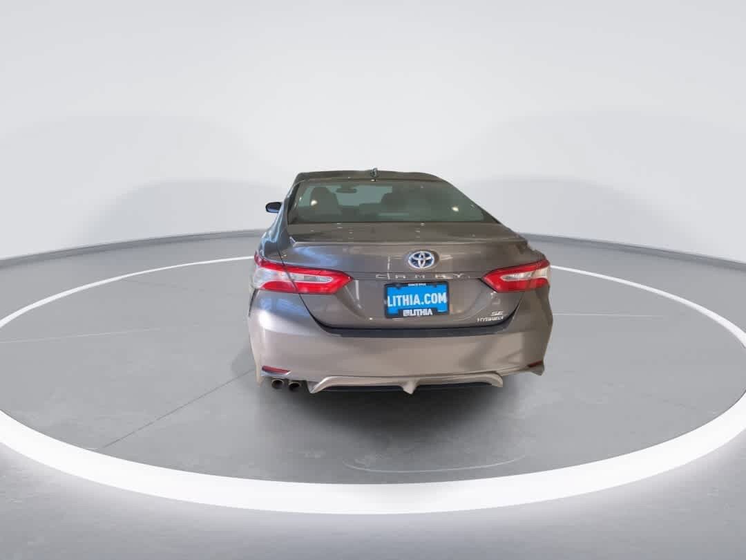 Used 2020 Toyota Camry SE w/ Carpet Mat Package FWD image 7