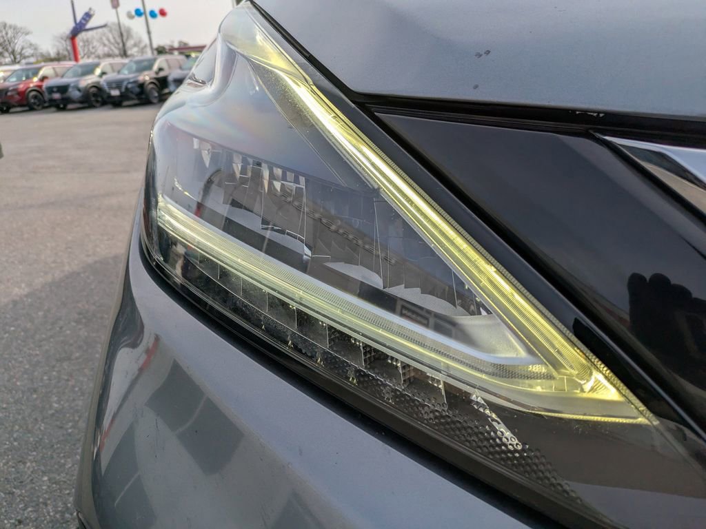 Used 2021 Nissan Murano S image 11