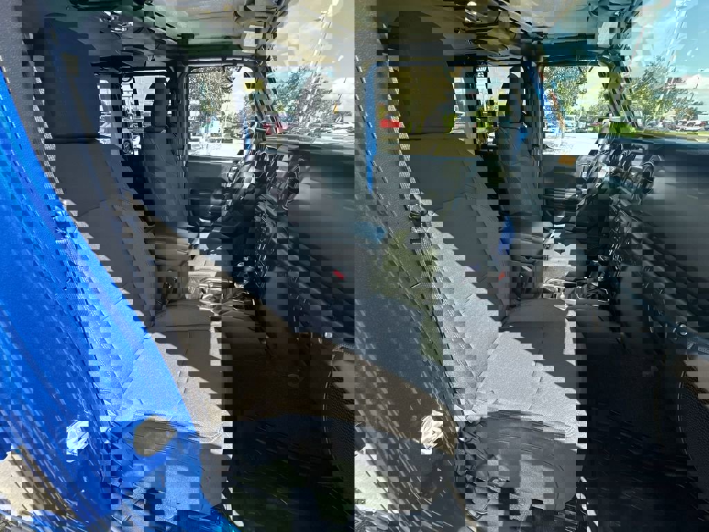 Used 2021 Jeep Wrangler Unlimited Sport image 28