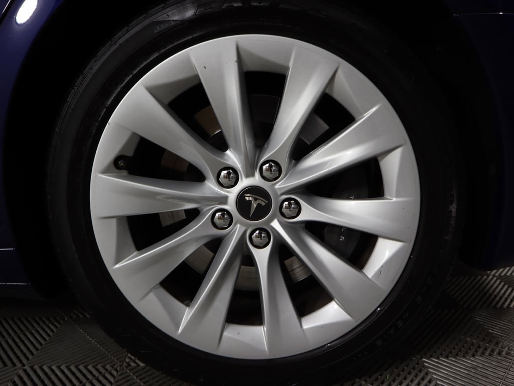Used 2018 Tesla Model S 75D image 31