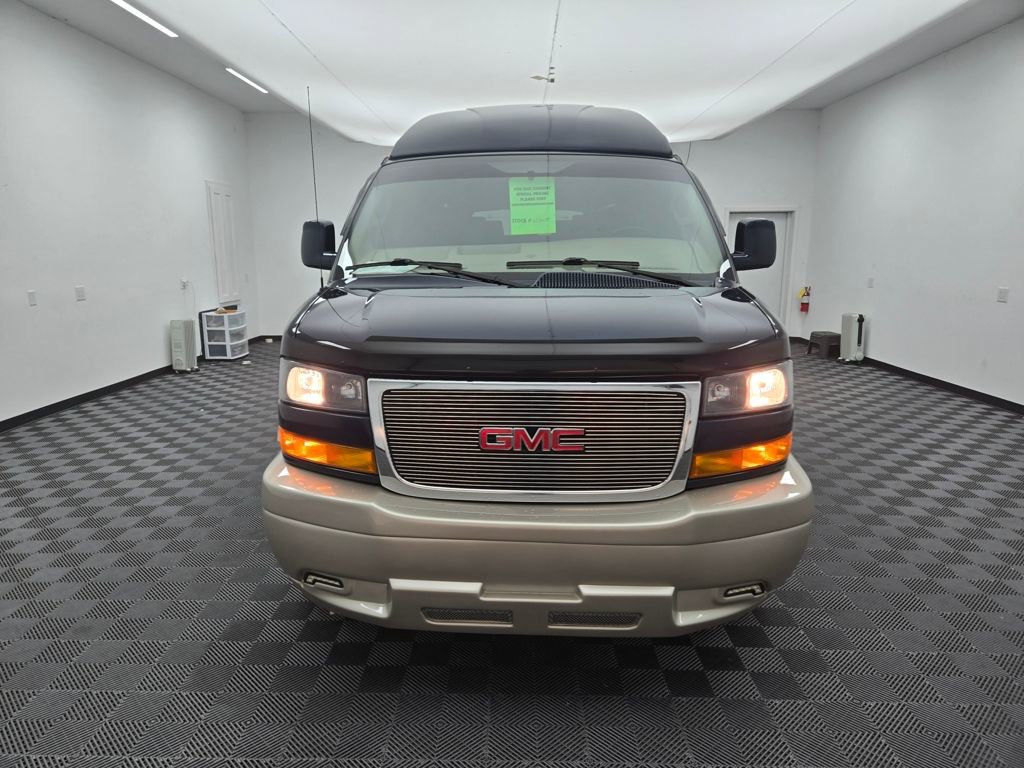 Used 2023 GMC Savana 2500 image 12