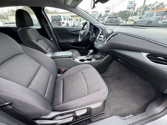 Used 2024 Chevrolet Malibu LT image 14