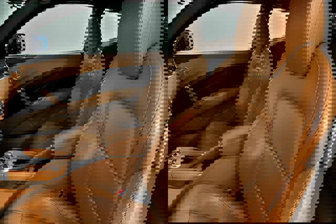 Used 2012 Ferrari FF image 21