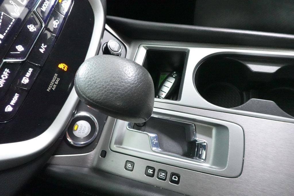 Used 2019 Nissan Murano S AWD/4WD image 14