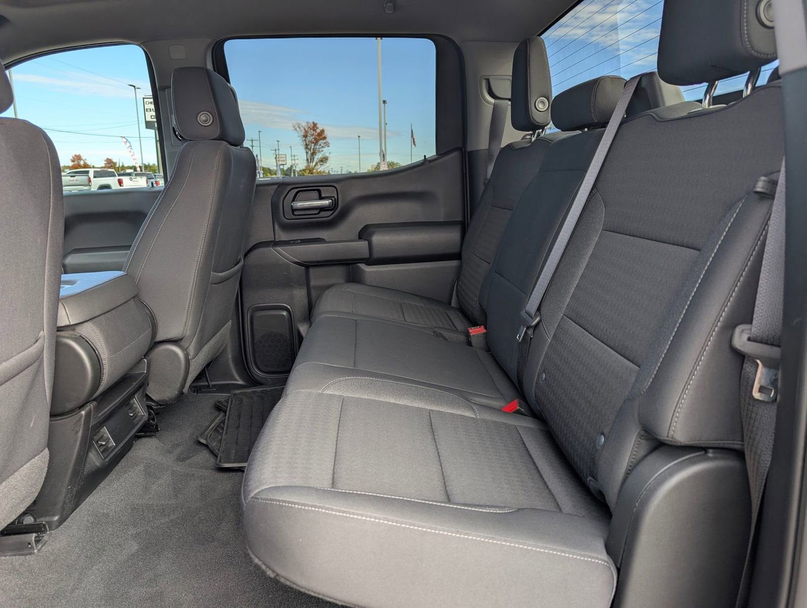 Used 2022 Chevrolet Silverado 1500 Custom Trail Boss image 24