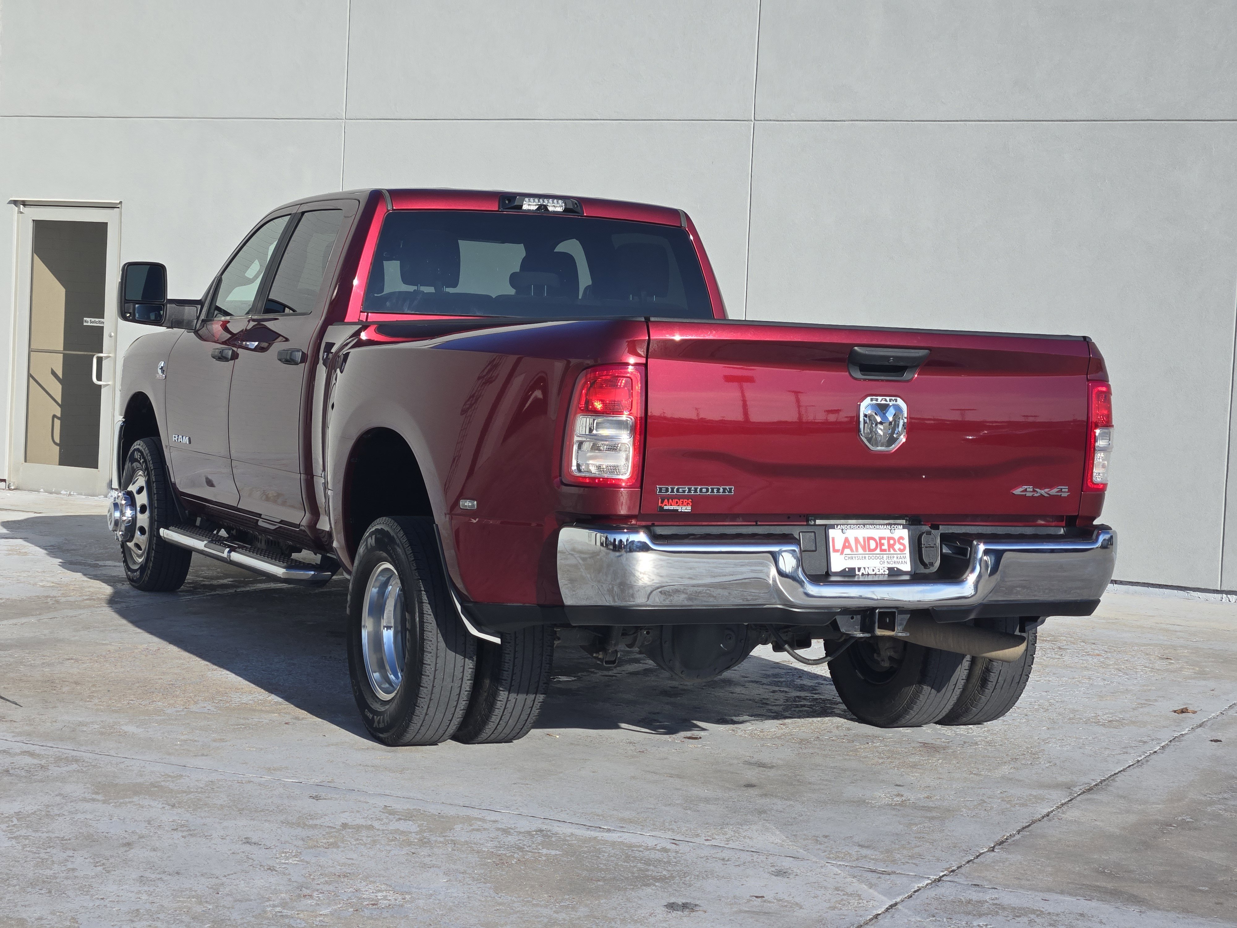Used 2024 RAM 3500 Big Horn w/ Heated Seats & Wheel Group image 6