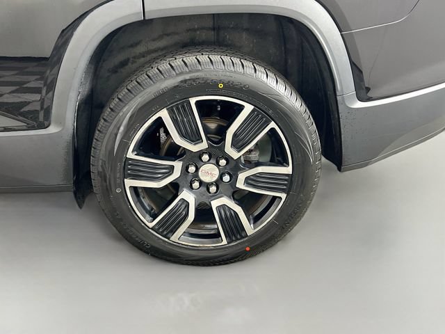 Used 2019 GMC Acadia SLT w/ Black Edition AWD/4WD image 38