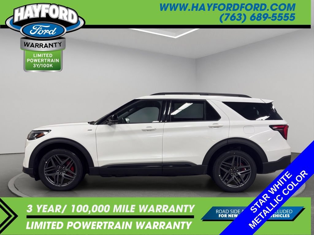 Used 2025 Ford Explorer ST-Line w/ ST-Line Street Pack AWD/4WD image 2