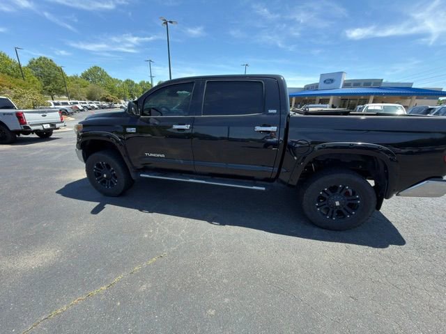 Used 2018 Toyota Tundra SR5 w/ SR5 Upgrade Package AWD/4WD image 10