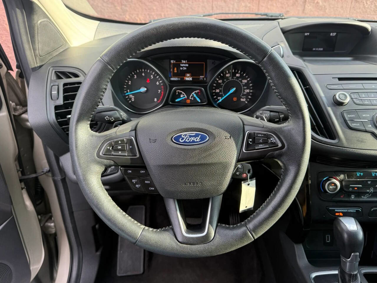 Used 2018 Ford Escape SE w/ SE Sport Appearance Package AWD/4WD image 25