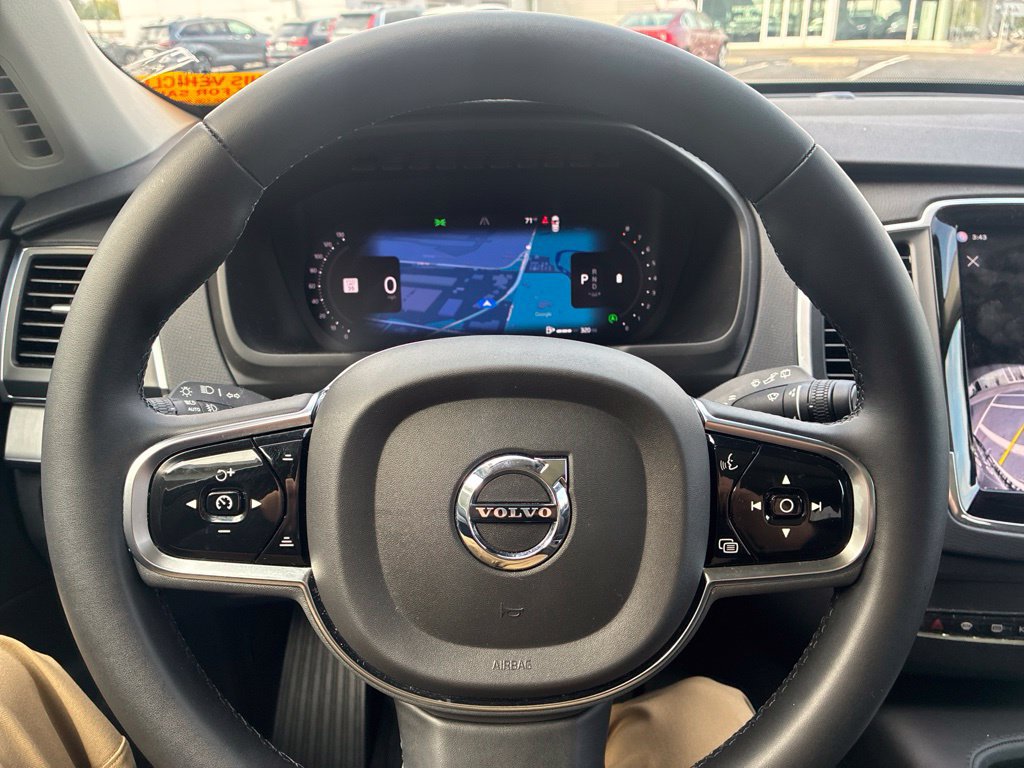 Certified 2024 Volvo XC90 B5 Core w/ Climate Package AWD/4WD image 16
