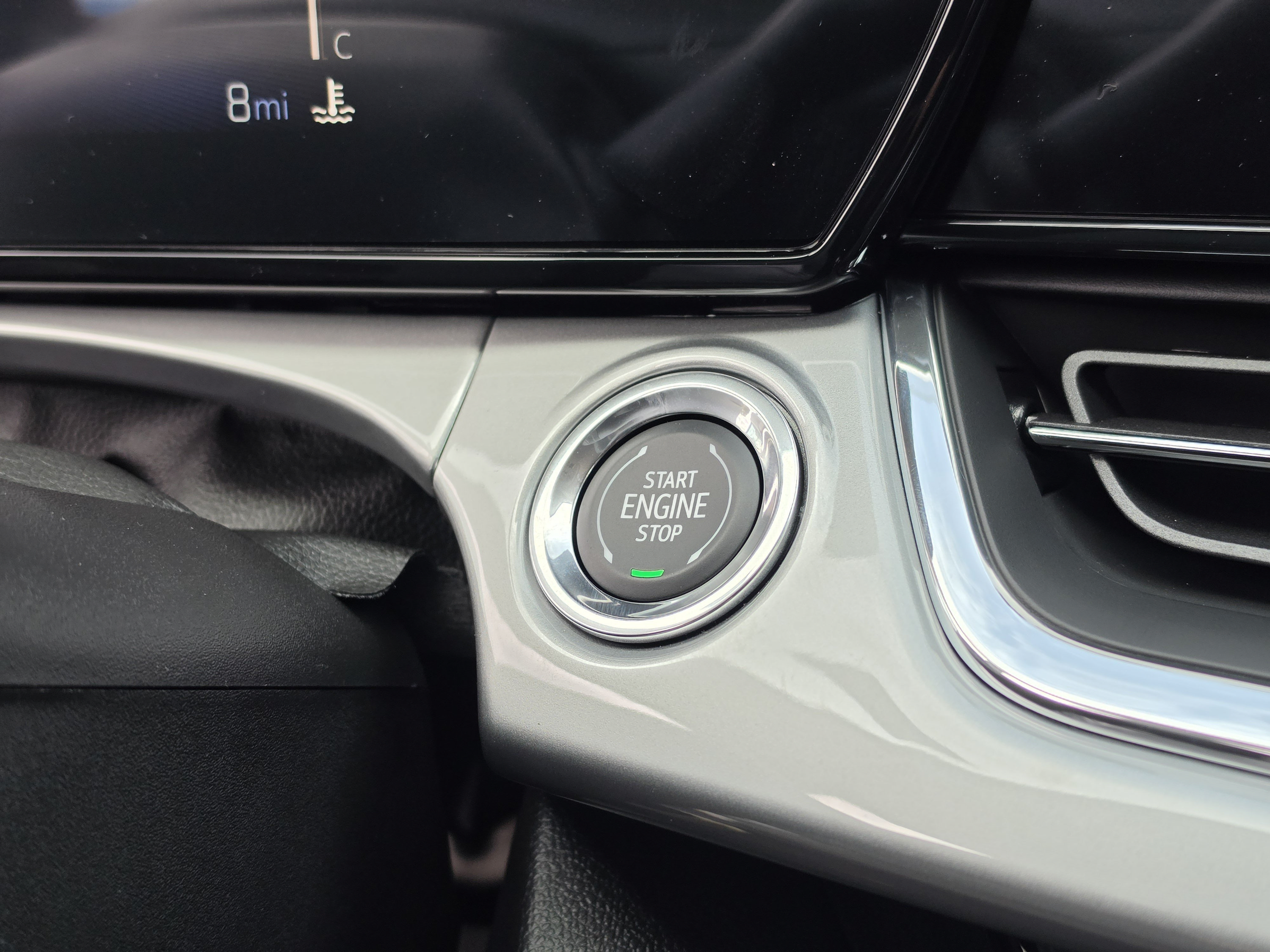 New 2026 Chevrolet Trax LT w/ Sunroof Package FWD image 36