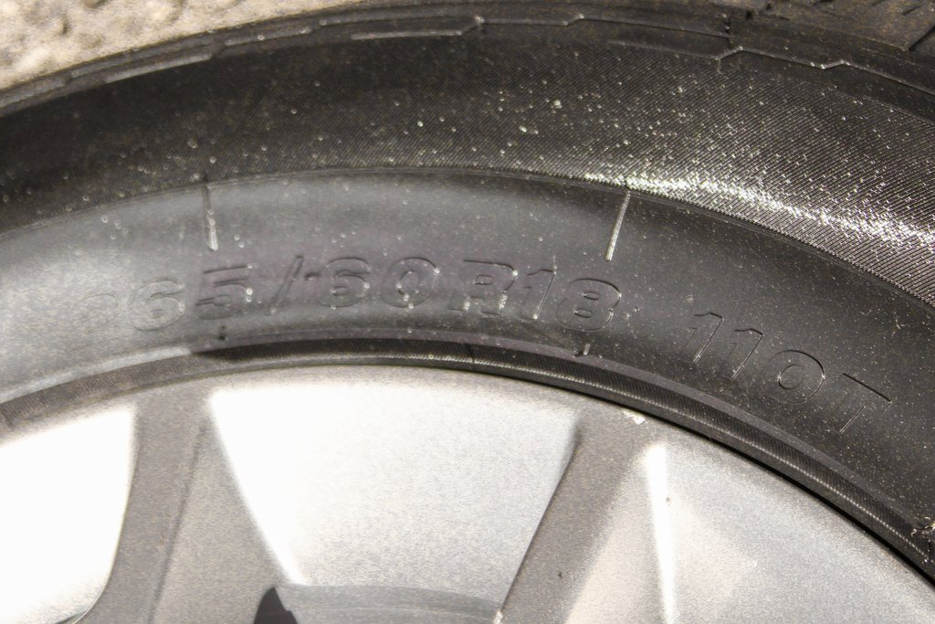 Used 2020 Nissan Frontier SV image 35