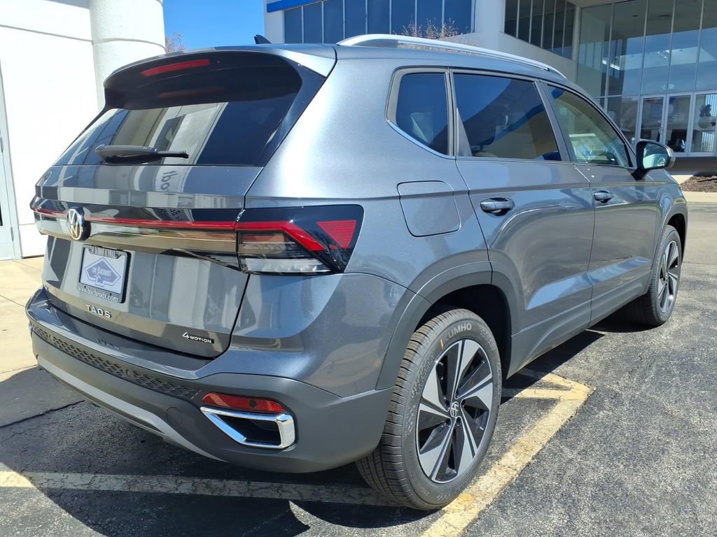 New 2026 Volkswagen Taos SE AWD/4WD image 7